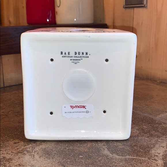 Rae Dunn “Love Birds” Birdhouse - Picture 3 of 3